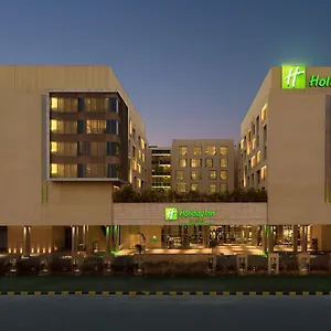 Holiday International Airport, An Ihg Otel