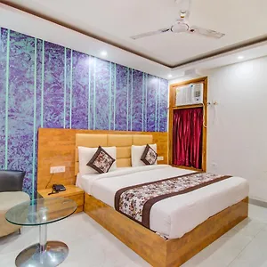 Fabhotel Gross New Delhi